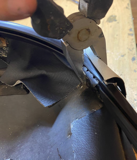 Utilisation de la pince pour le jonc